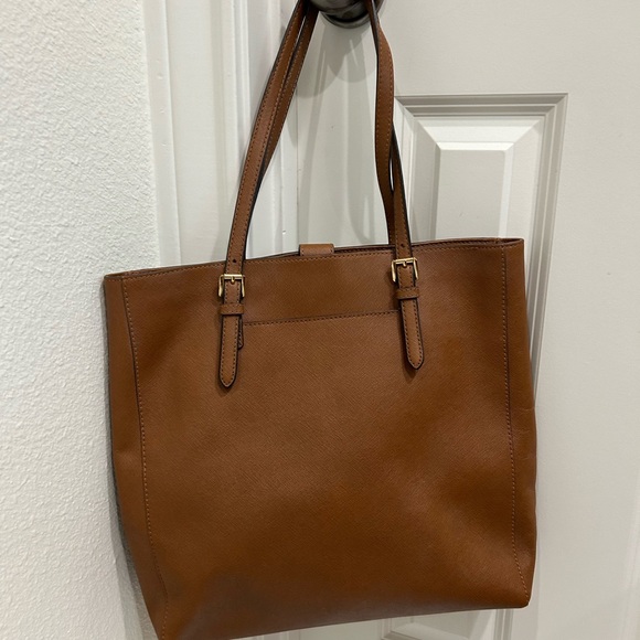 Michael Kors Jet Set Leather Tote Bag - Picture 2 of 7
